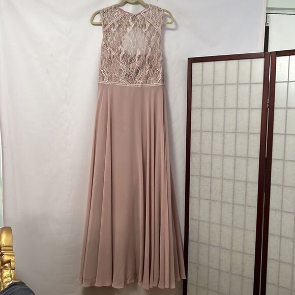 HAYLEY‎ PAIGE BRIDESMAIDS EMBROIDERY LACE BODICE A LINE DRESS SIZE 14 - Picture 1 of 10